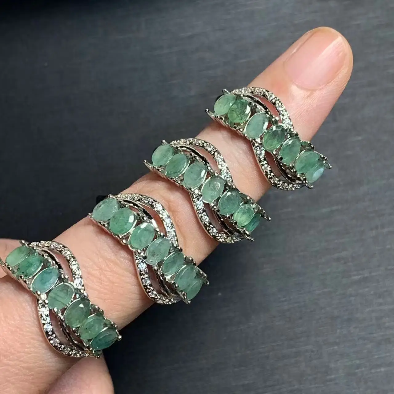 

LEAF Natural Emerald Ring Adjustable Female Classic Ring Jewelry for Women Gift Wholesale High Quality Vintage Fine