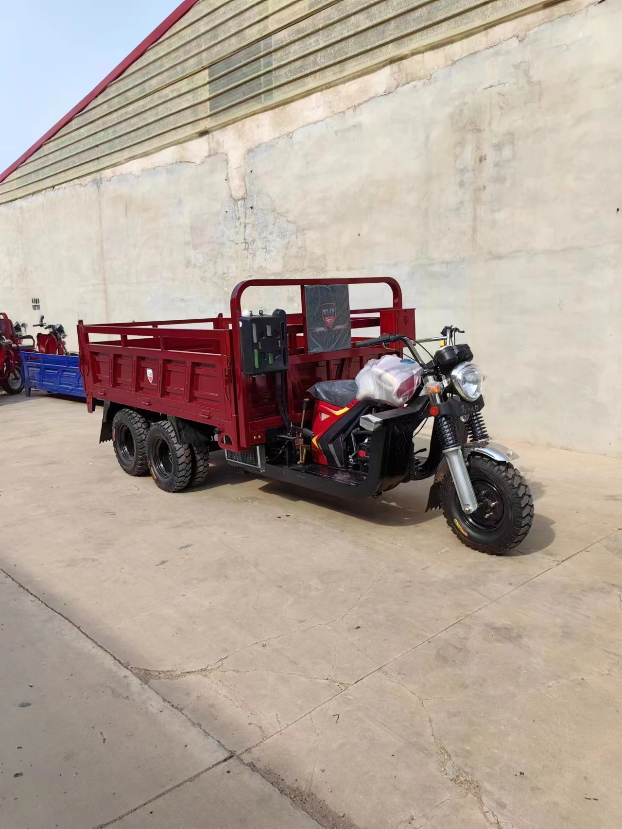 350CC 2 Axle 9 Wheel Motorized Tipper Cargo Tricycle/350CC Double Rear Axle Nine Wheel Motorcycle Dumper Cargo Tricycle