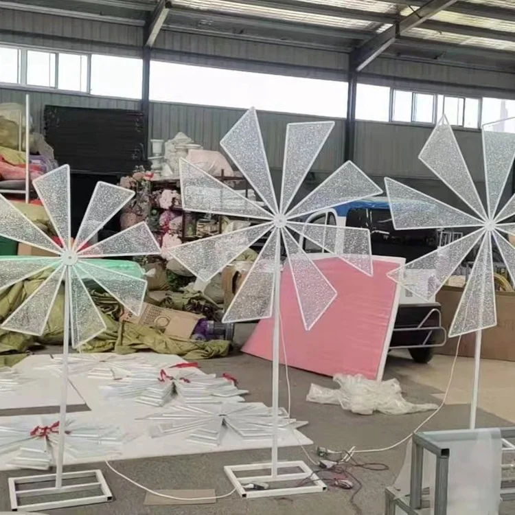 

Оптовая продажа свадебных украшений фон электрическая вращающаяся ветряная мельница с регулируемой высотой электрическая вращающаяся вертушка