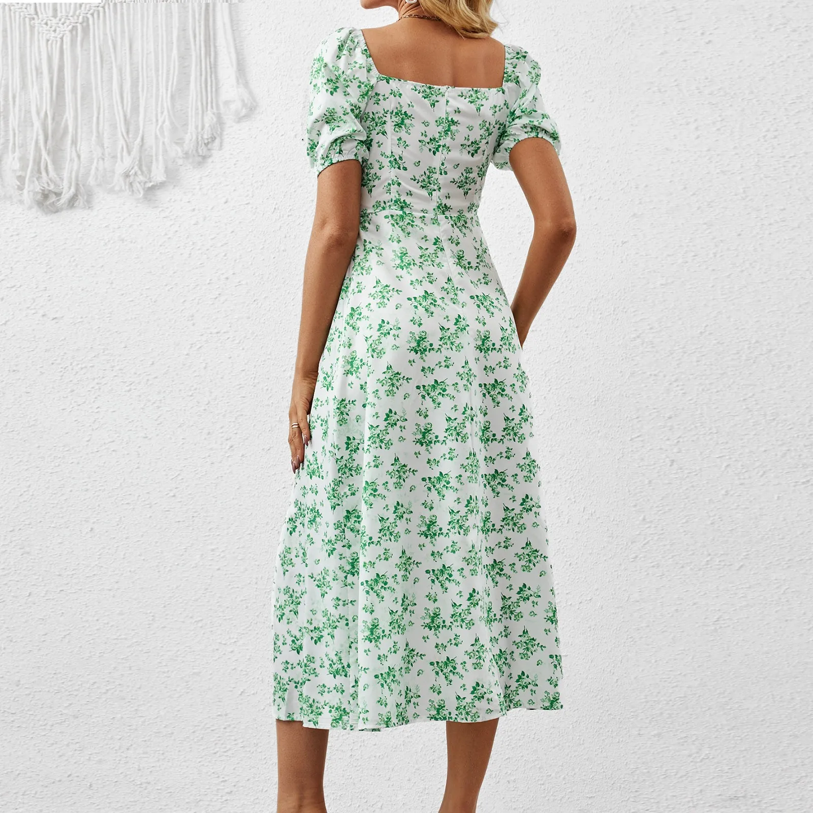 Robe à fleurs fendue pour femmes, vêtements européens et jeunesse, petit, frais, coupe couvertes, caraco, nouveau, 2024