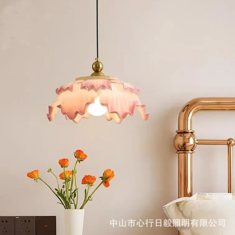 Three-color light Nordic cream style bedroom petal pendant light creative living room gradient color bedside pendant light
