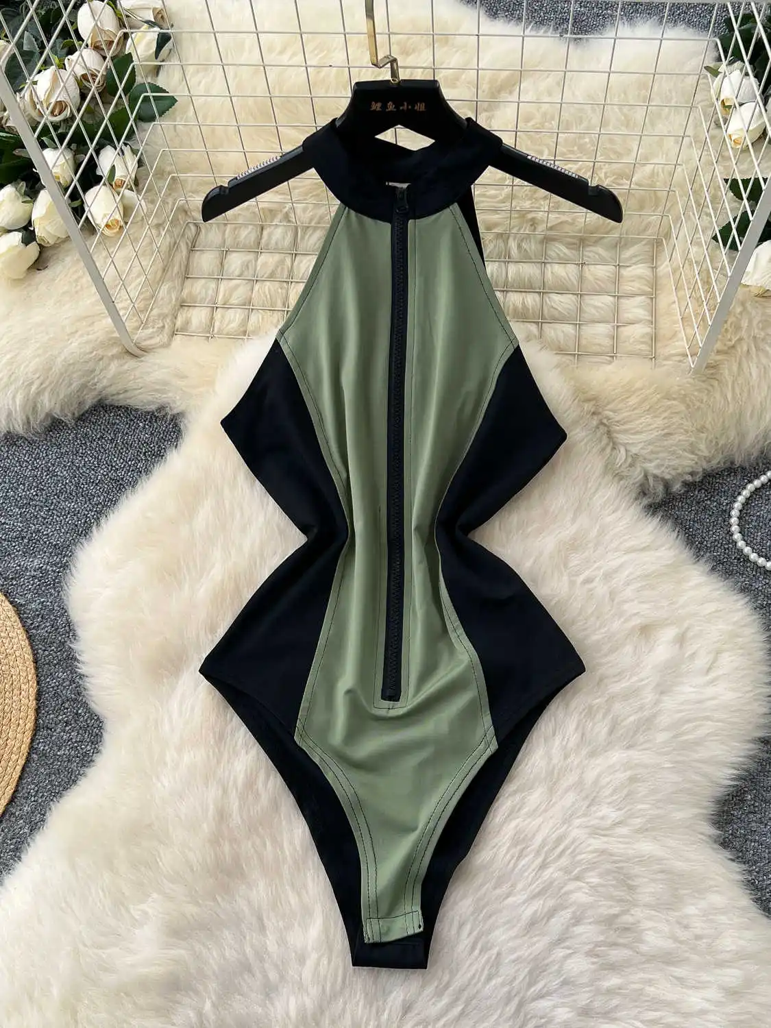 

Women Green Playsuits Vintage Overall Off Shoulder Skinny Patchwork Jumpsuits Sexy Zippers Rompers Coquette Clothing 2025 Summer