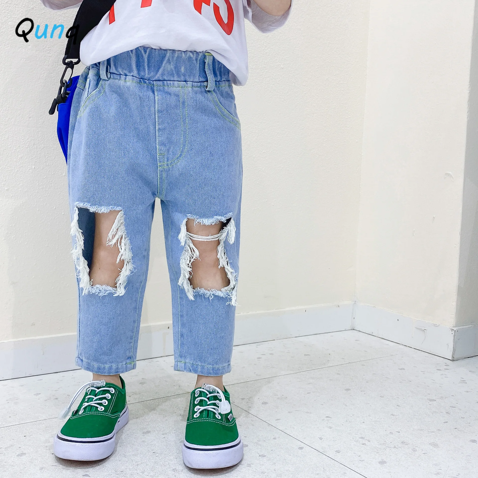 Qunq Han Edition Fashion Streets Broken Hole Unisex Children Jeans 2022 Summer Elastic Waist Straight Kids Pant for Trousers