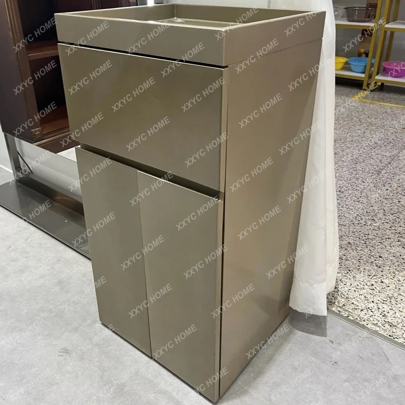 خزانة أدوات صالون الحلاقة لصالونات تصفيف الشعر من الفولاذ المقاوم للصدأ لقص الشعر وخزانة صالون الشعر