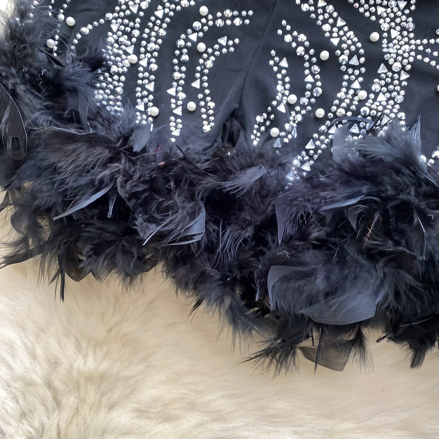 Hotsweet Sleeveless Vintage Halter Chic Embroidered Bead Rhinestone Feather Spliced Slim Pencil Dress High Street Women Clothing
