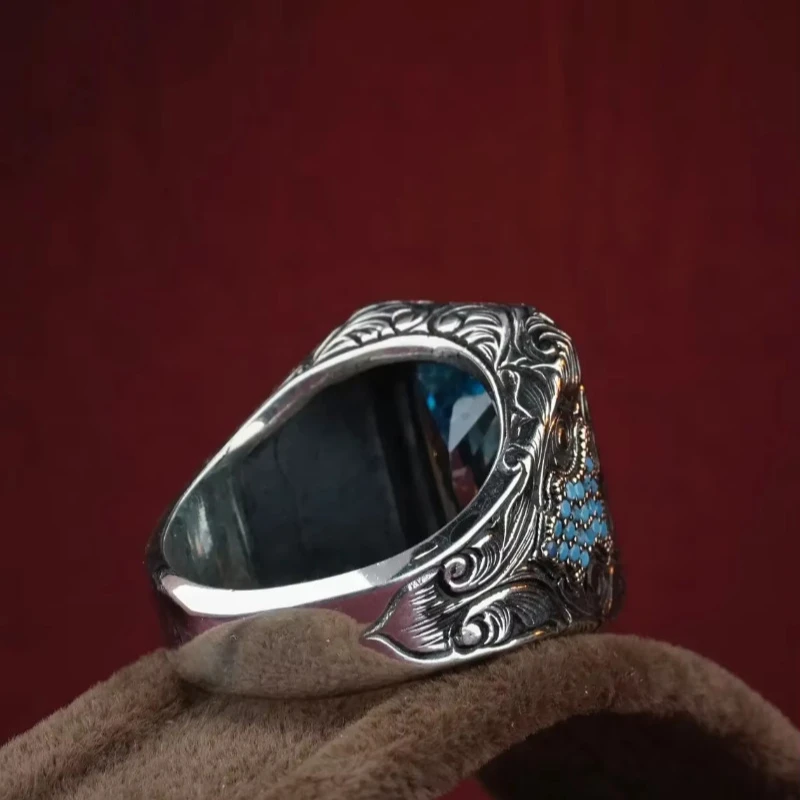 European and American fashion retro ethnic wind pattern sea blue zircon inlaid personalized business men\'s ring