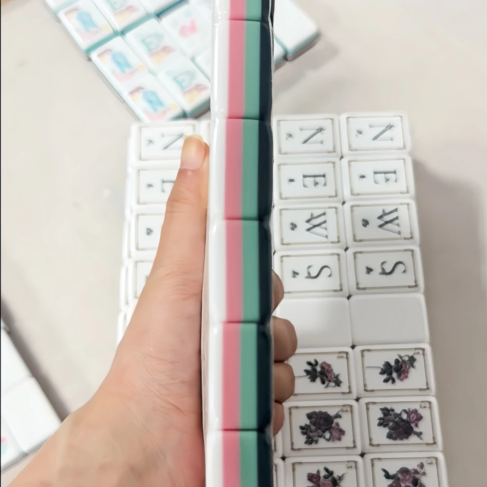 New Arrival American Mahjong Set 160 Tiles Cloudy Jade Green Marbled Acrylic Engraved Mahjong Tiles for Family Party Board Games