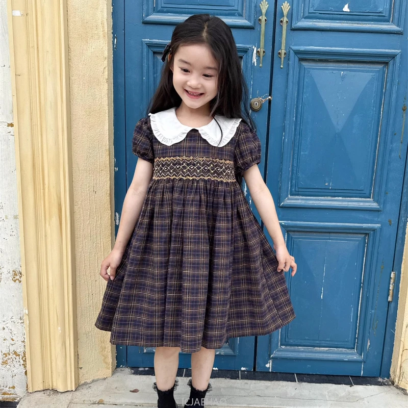 Teen Girl Clothes 2024 Children Vintage Dark Plaid Hand Smocked Costume Kids Girls Short Sleeve Dress White Doll Collar Outfit