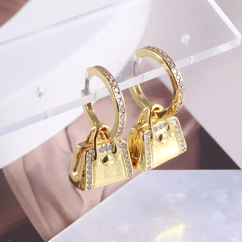 

Europe and America Ks Fashion Creative Niche Design Stereo Handbag Inlaid with Zircon Detachable Ring Ear Ring