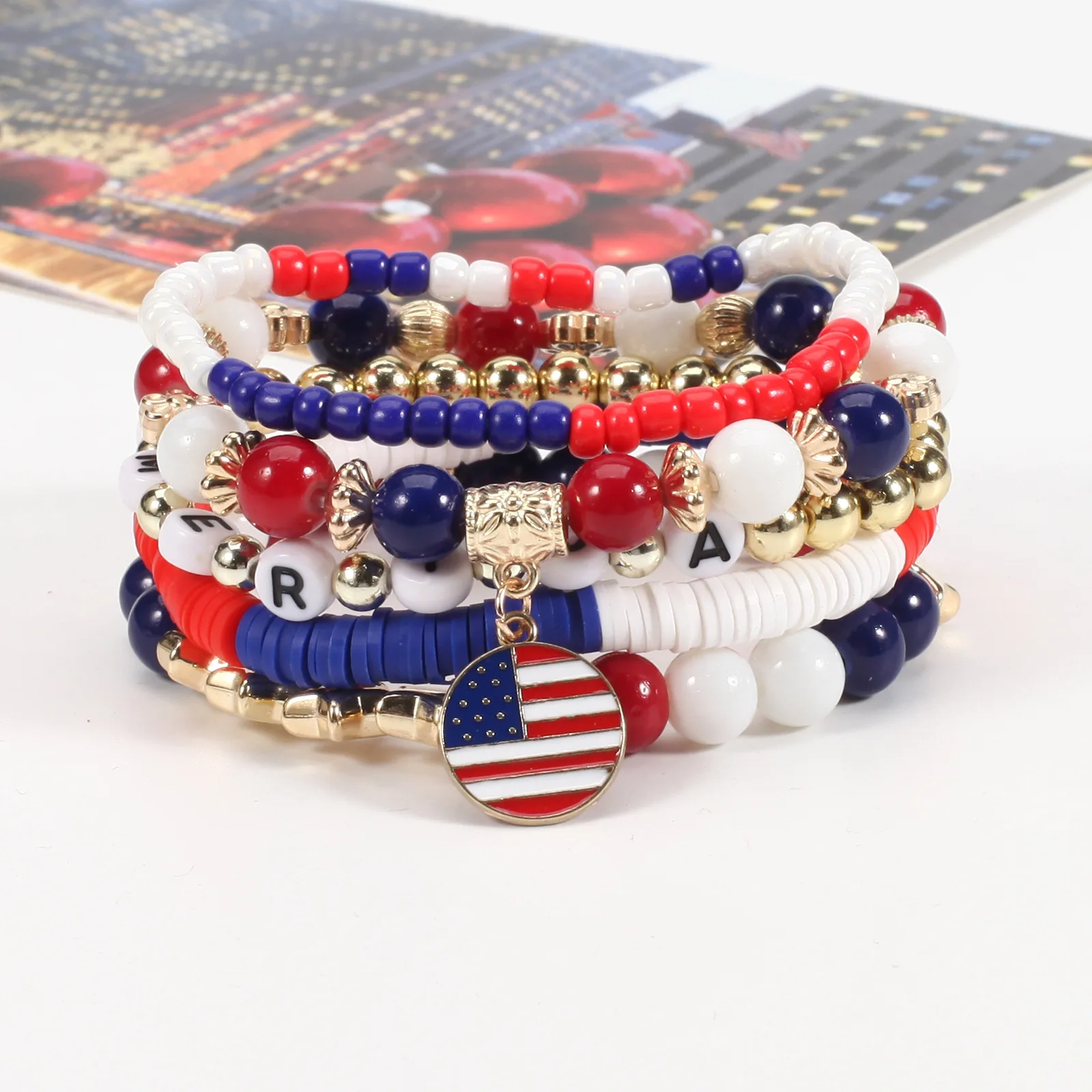 Yori Crystal Polymer Clay Beaded Bracelet American Flag Independence Day Bracelet Commemorative Holiday Gifts