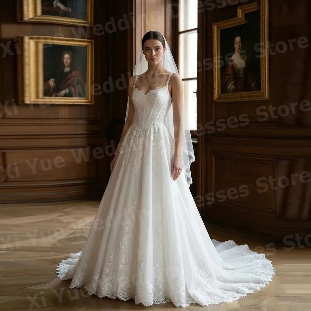

Charming A Line Women's Lace Appliques Spaghetti Straps Wedding Dresses Vestido De Novia Bride Gowns Customized Robe De Mariée
