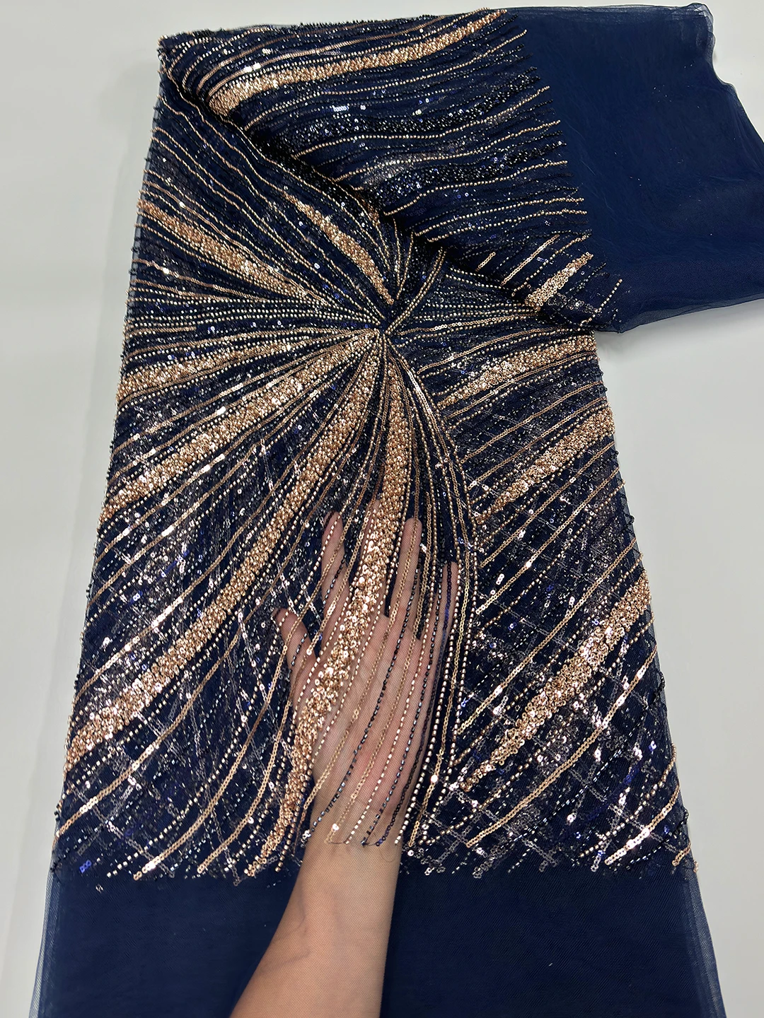 

African Sequins Beaded Groom Lace Fabric High Quality French Tulle Lace Fabric 2025 Embroidery Nigerian Lace Fabrics