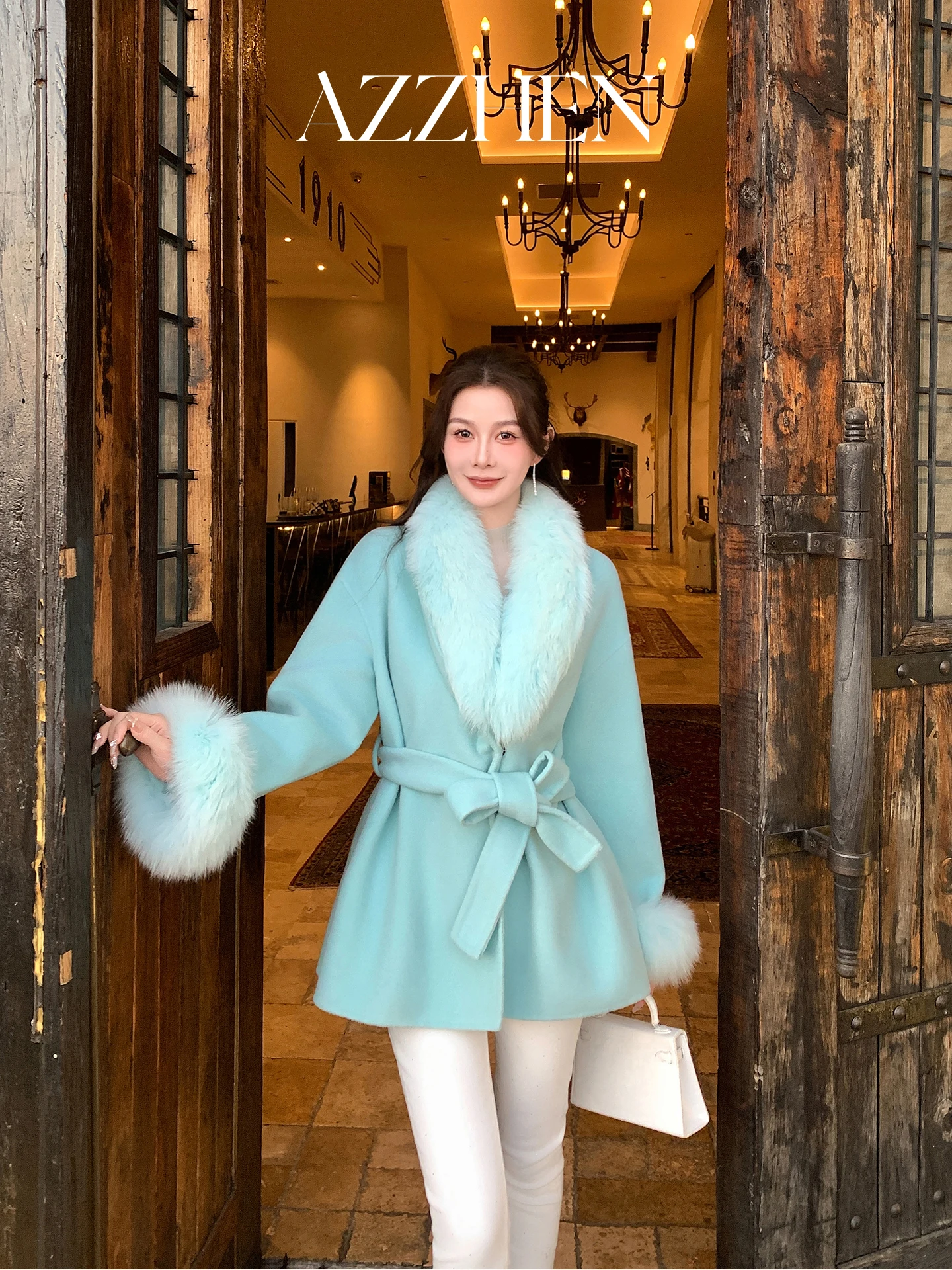 

Шерстяное пальто с меховым воротником для женщин AZZHEN, серия «Снежно-белый лунный свет», роскошное длинное пальто-свитер