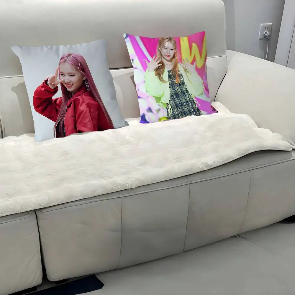 Singer E-Elly Cushion Cover Decorative Pillow Sofa Home Decor Case Pillow Cases