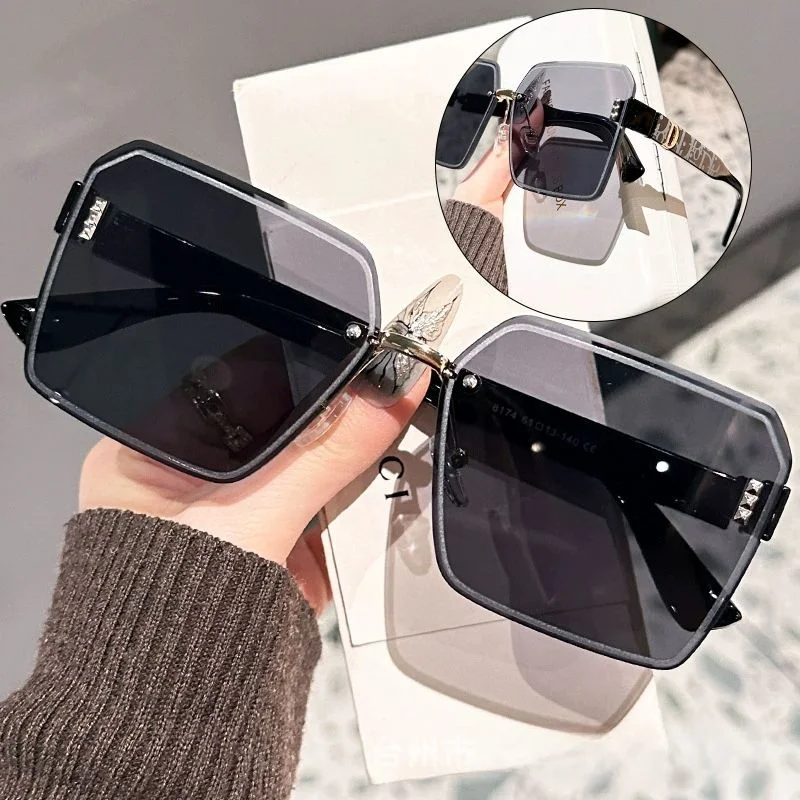 

New square frame large frame without frame cutting edge high-end fashion sunglasses for women(DS-8174)