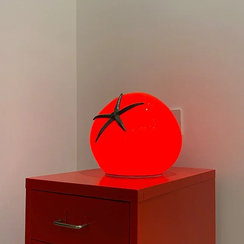 Italian Style Cute Tomato Table Lamps Originality Modern Bedroom Table Lamps Sense Of Atmosphere Indoor Lighting Tischlampe HBTL