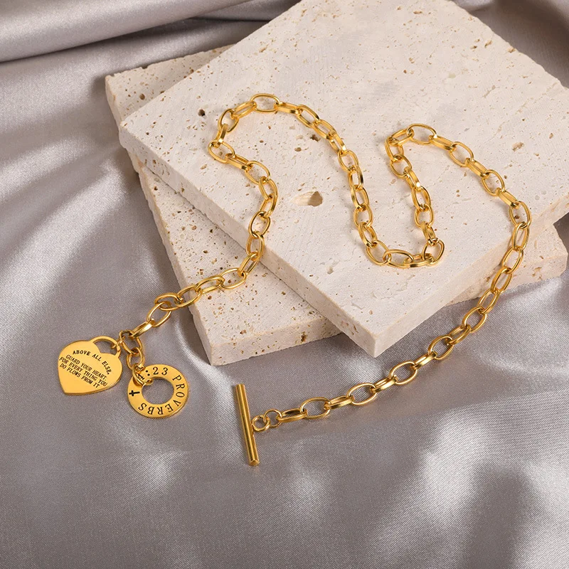 الفولاذ المقاوم للصدأ محفورة حروف القلب قلادة للنساء مطلية بالذهب OT سلسلة القلب قلادة الزفاف عيد الميلاد مجوهرات هدية