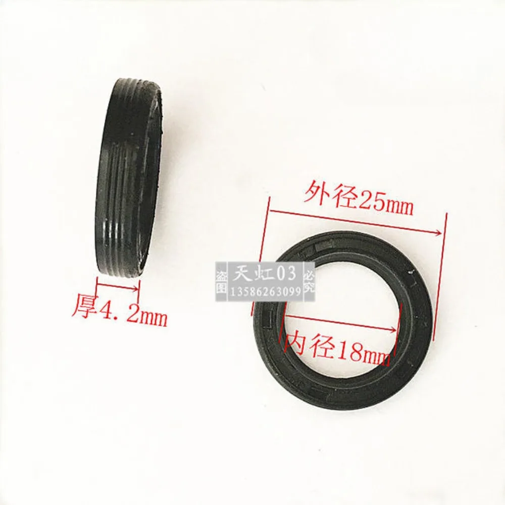 Three-cylinder plunger pump high pressure cleaner car washing machine accessories 280/380 type, plunger oil seal piston oil seal