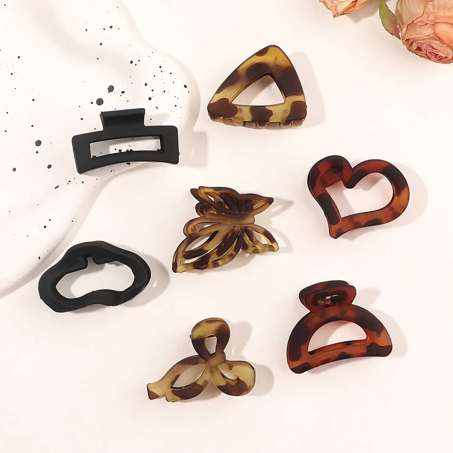 3Pcs Small Hair Claw Acrylic Leopard Print Ponytail Clip Flower Love Heart Hair Clamp Fashion Sweet Women Girls Hair Accessories