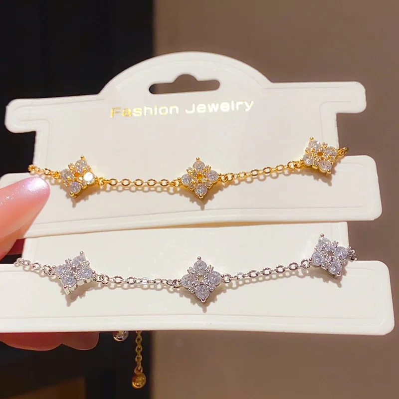 

Fashion Sparkling Crystal Flower Bracelet for Women Personalized Stainless Steel Adjustable Bracelet Jewelry Accessories Gift