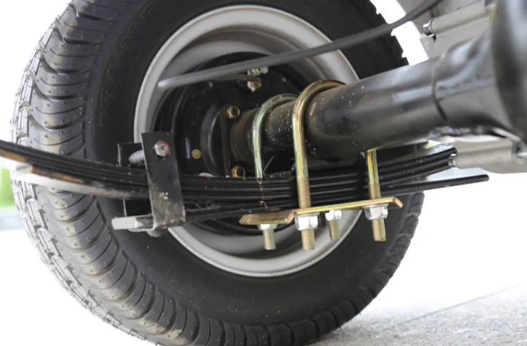 عربة جولف كهربائية جديدة بمقعدين مع بطارية ليثيوم بسعر جيد لنقل البضائع وبيع البضائع