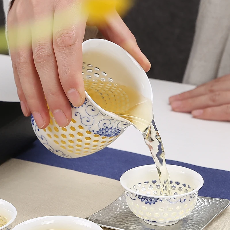 青と白のセラミックティーポット gaiwan ティーカッププーアル中国カンフー茶セット、スプーン