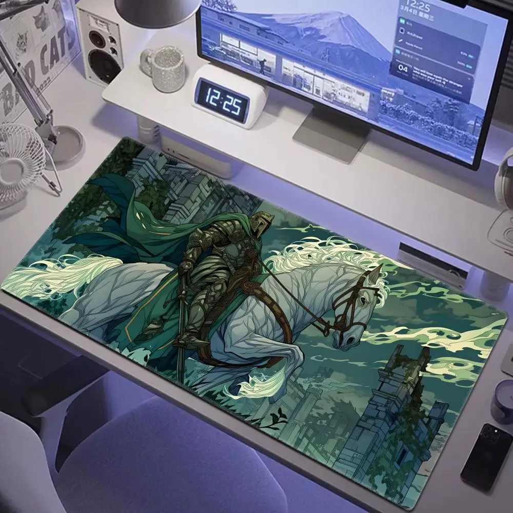 

HYBXAXC Japanese Hannya Oni Mask Gaming Mouse Pad Large Extended Desk Mat Smooth Non-Slip Base for Anime Gamer Desk Decor