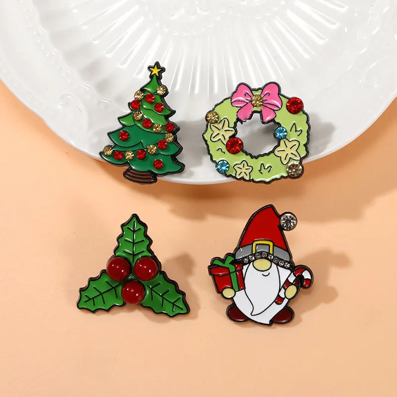 Christmas Cartoon Enamel Pins Series Cute Santa Claus Christmas Tree Elk Rhinester Alloy Badge Christmas Gifts Brooch