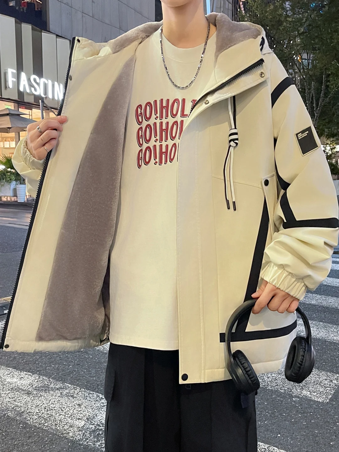 

Мужская утепленная хлопковая куртка с капюшоном, свободного кроя, модная зимняя верхняя одежда из полиэфирного волокна, однотонная, с длинными рукавами