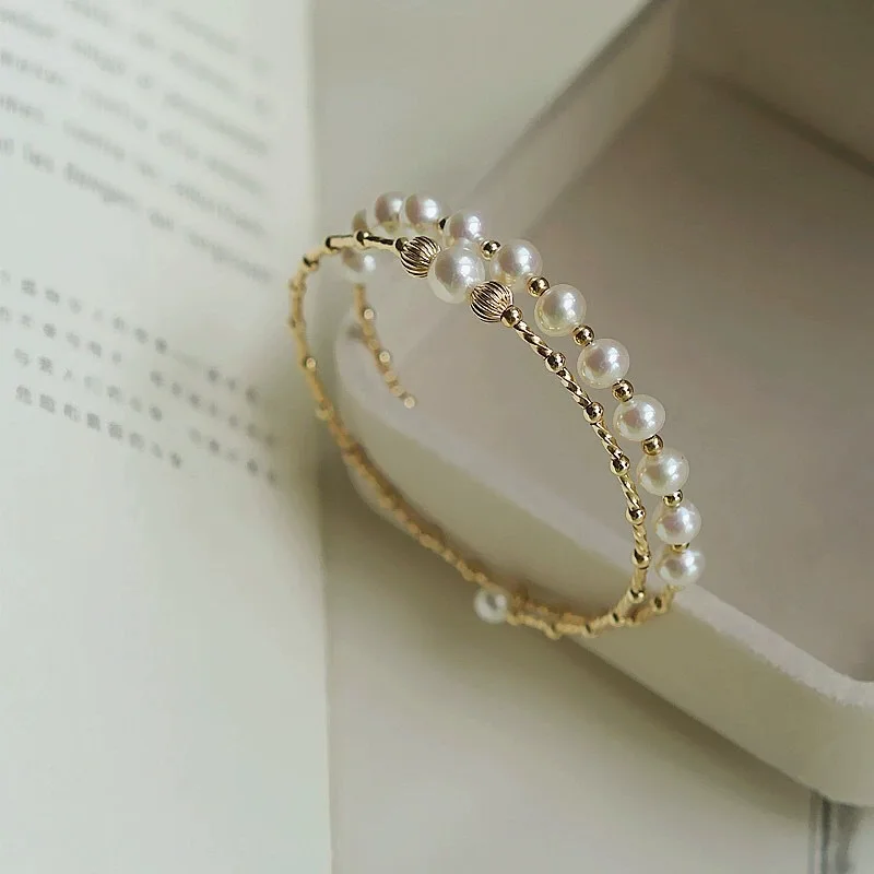 Double layer pearl bracelet with exquisite and high-end feel, gentle and versatile bracelet with a girl\'s temperament