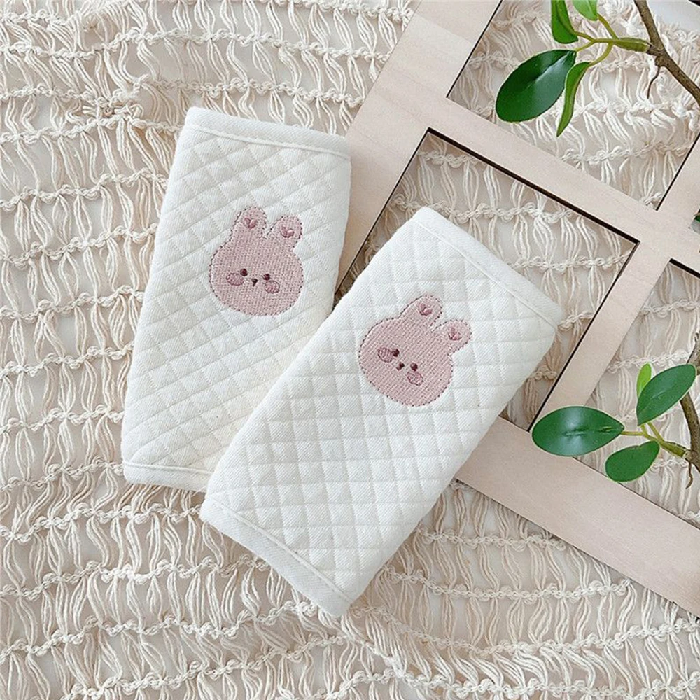 غطاء واقي لحزام الأمان للأطفال ، ملحقات عربة الأطفال ، حزام كتف الرضع ، منشفة اللعاب ، وسادة