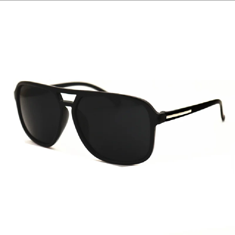 Men's Large Frame Black Sunglasses Retro Square Glasses Outdoor Sports and Leisure Essential Eye Protection