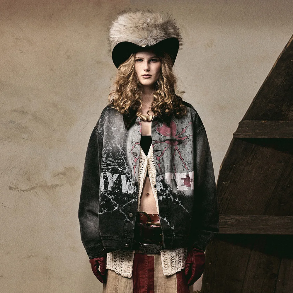 

Men Women Autumn American Streetwear Fashion Dark Graffiti Washed Cotton Retro Loose Casual Cargo Jacket Couple Coat Outerwear
