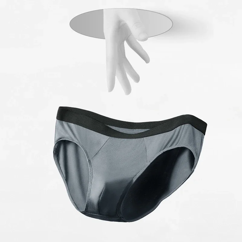 Miiow men's antibacterial underwear. Thin - style, made of modal. Low - rise, large - size briefs. Comfortable and breathable me