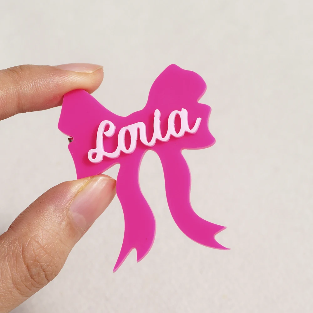 قطعة واحدة من مشبك الشعر PMMA المخصص - ملحق القوس والاسم الشخصي |   هدية فريدة من نوعها لطيفة منقوشة بالليزر للمراهقين للاستخدام اليومي