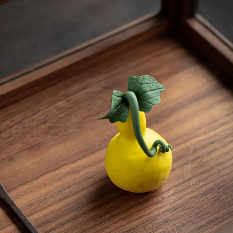 Porcelain Simulated Handmade Gourd Tea Pet Chan Small Ornaments Creative Tea Accessories Crafts Home Decor