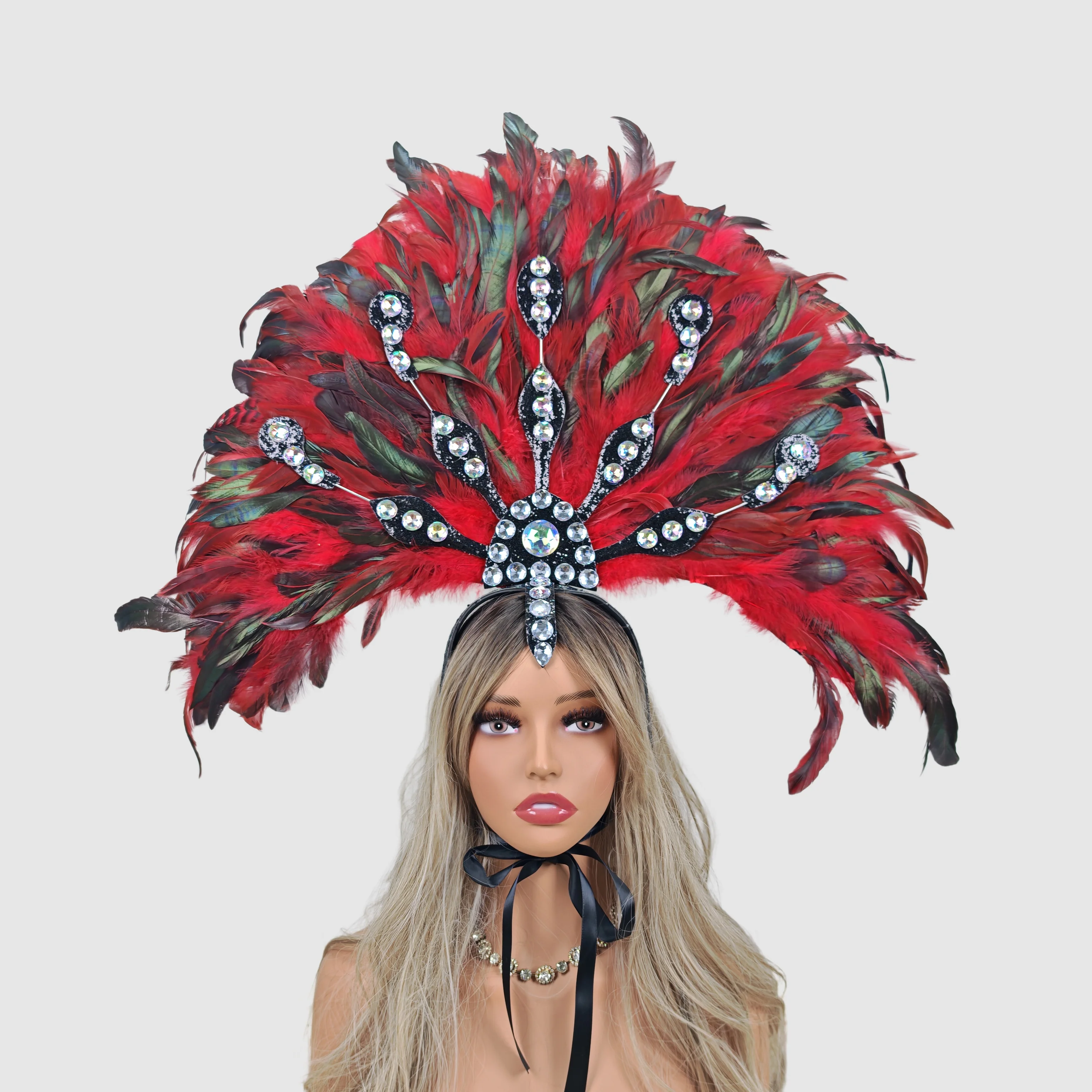 Carnival-style artificial feather headdresses, hair accessories, hats, costumes, and cosplay props,perfect for Halloween parties