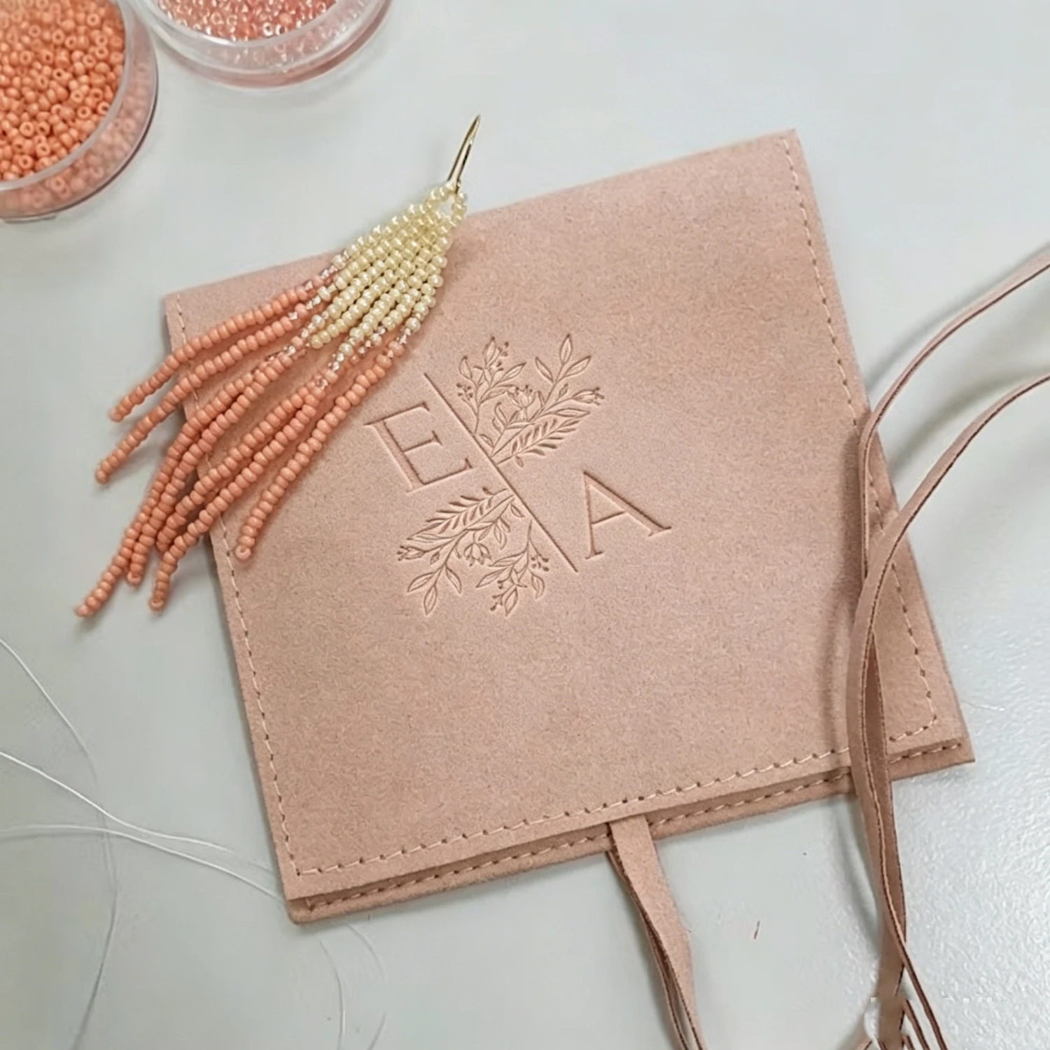 

10x10cm Custom Logo Printed Earrings Necklace Microfiber Jewelry Pouch with Ribbon Envelope Gift Packaging Bags