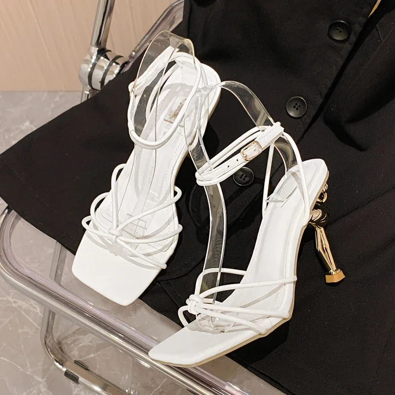 Aneikeh صنادل فستان الزفاف بكعب عالٍ مثير بكعب فلامنغو نمط كعب نحيف 2025 للنساء PU شريط ضيق رأس مربع مفتوح من الأمام 35-42