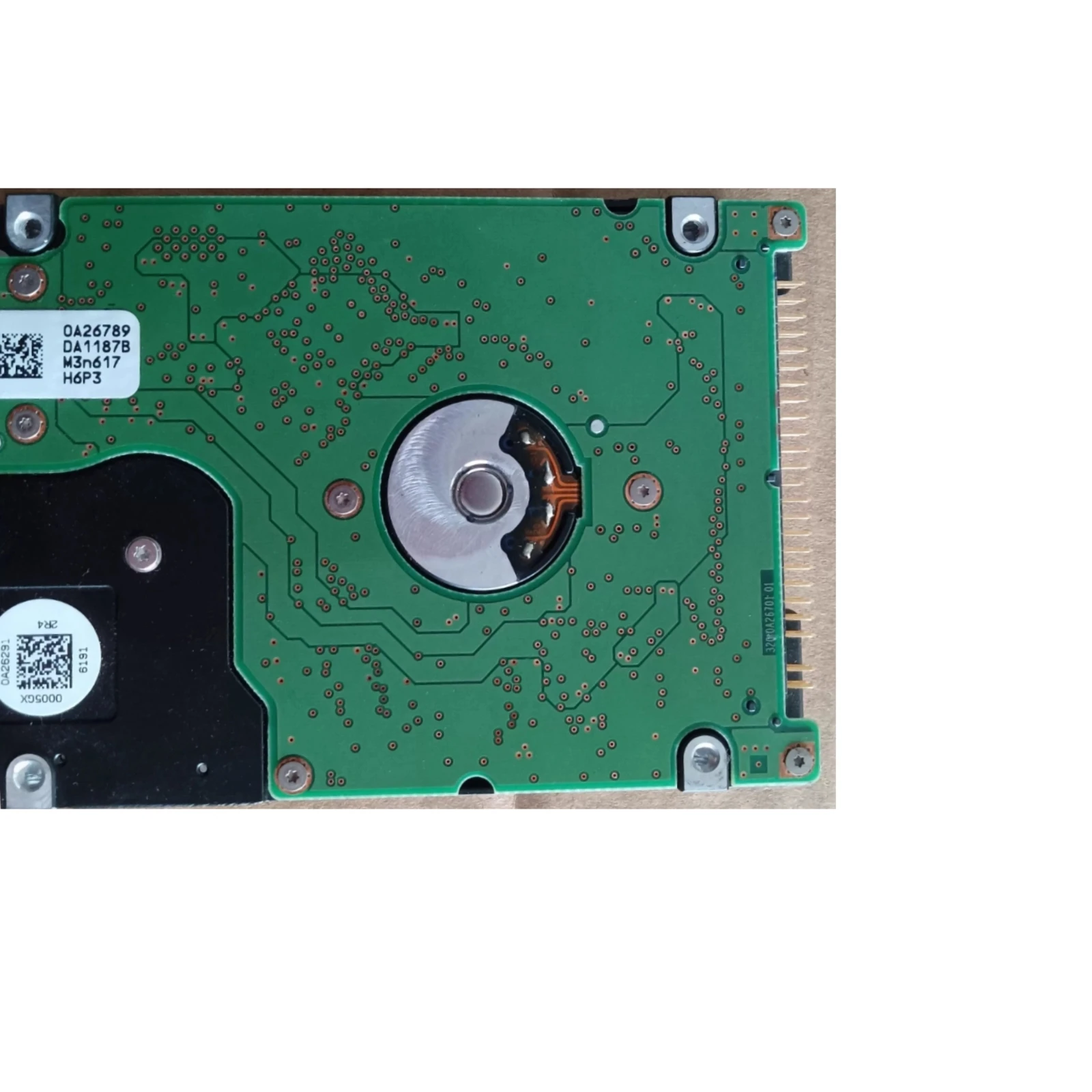 ฮาร์ดดิสก์ไดรฟ์ IDE 320G รุ่น Q6683-67030 เหมาะสำหรับเครื่องพิมพ์ HP DesignJet T610 T1100