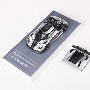 MJ 1:64 Eén: 1 zwart/witte gegoten modelauto Limited Edition 499