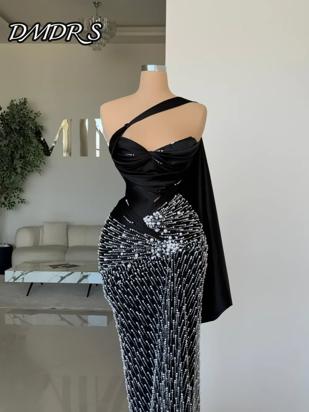 Affascinante abito da sera con perle Lussuoso abito da festa con perline con scollo a cuore Classico abito da festa lungo fino al pavimento con linea ad A فسات Бmavera