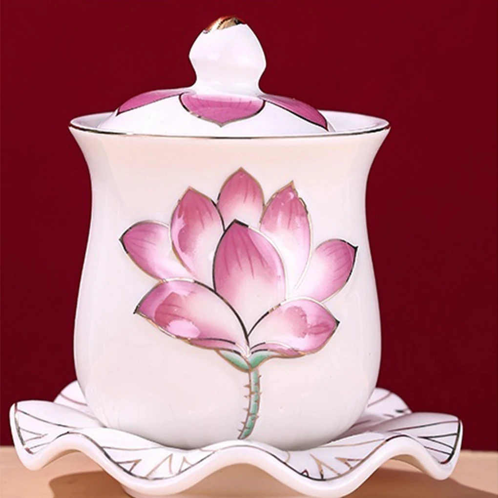 إله الثروة كوب إمداد المياه قوانيين الرحمة العظيمة تعويذة بوذا السيراميك مع غطاء وقاعدة لوازم البوذية المياه المقدسة