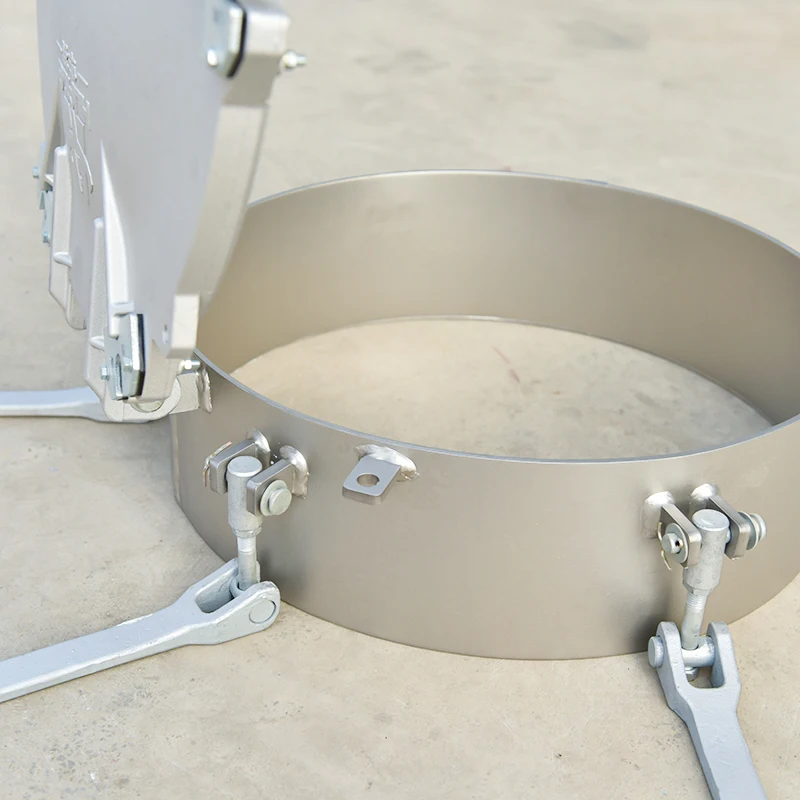 Wholesale Chemical Fuel Tank Manhole Cover With Flange Tank Truck Parts