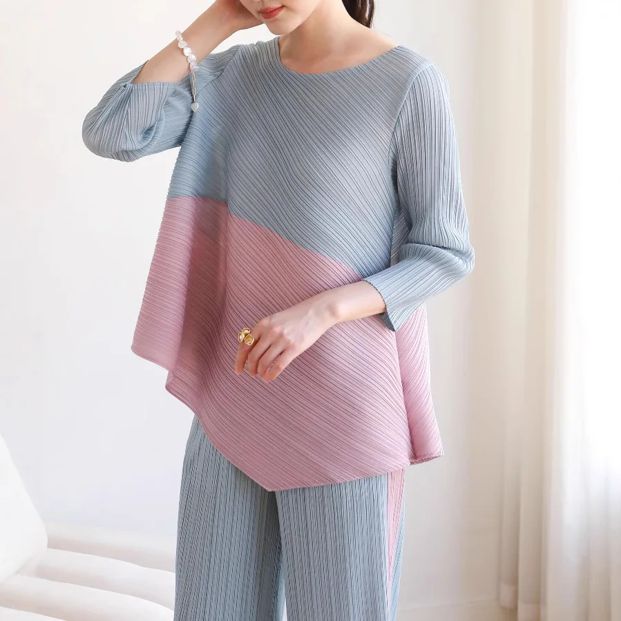 

Miyake Fold Fashion Color Blocked Folds T Shirt Women's Round Neck Long Sleeve Loose Tops 2025 Summer New Tide