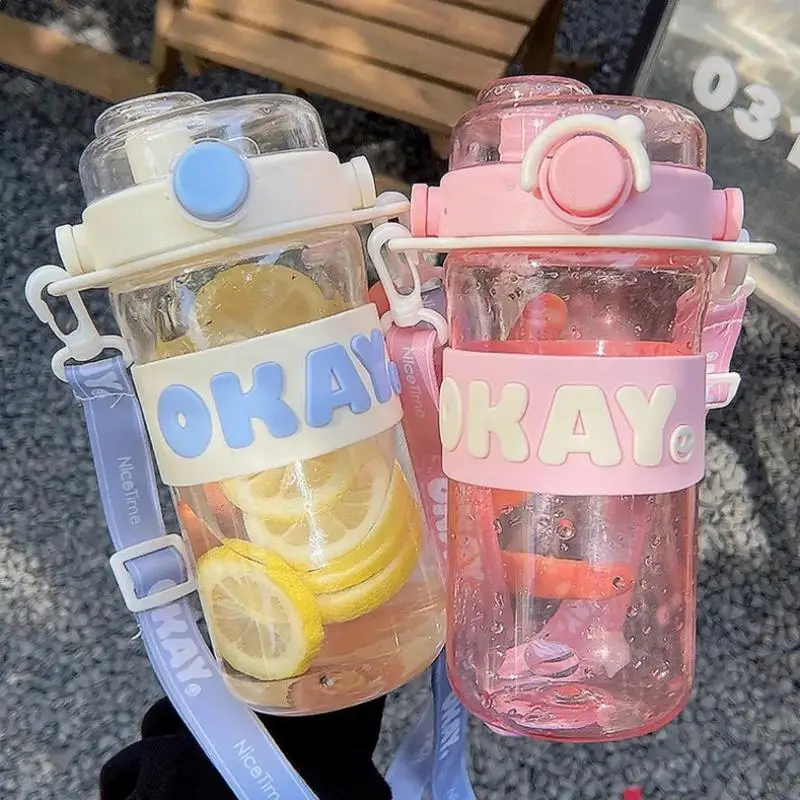 

750ml Water Bottle For Girls Portable Cute Kettle Outdoor Drinking Cup Kawaii Summer Travel Straw Mug Plastic Leakproof Tumbler