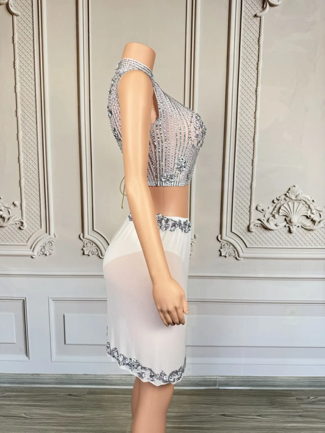 Conjunto de dos piezas Luzhu elegante de malla transparente con pedrería de cristal plateado, top corto de cuello alto y falda ajustada con abertura alta para mujer