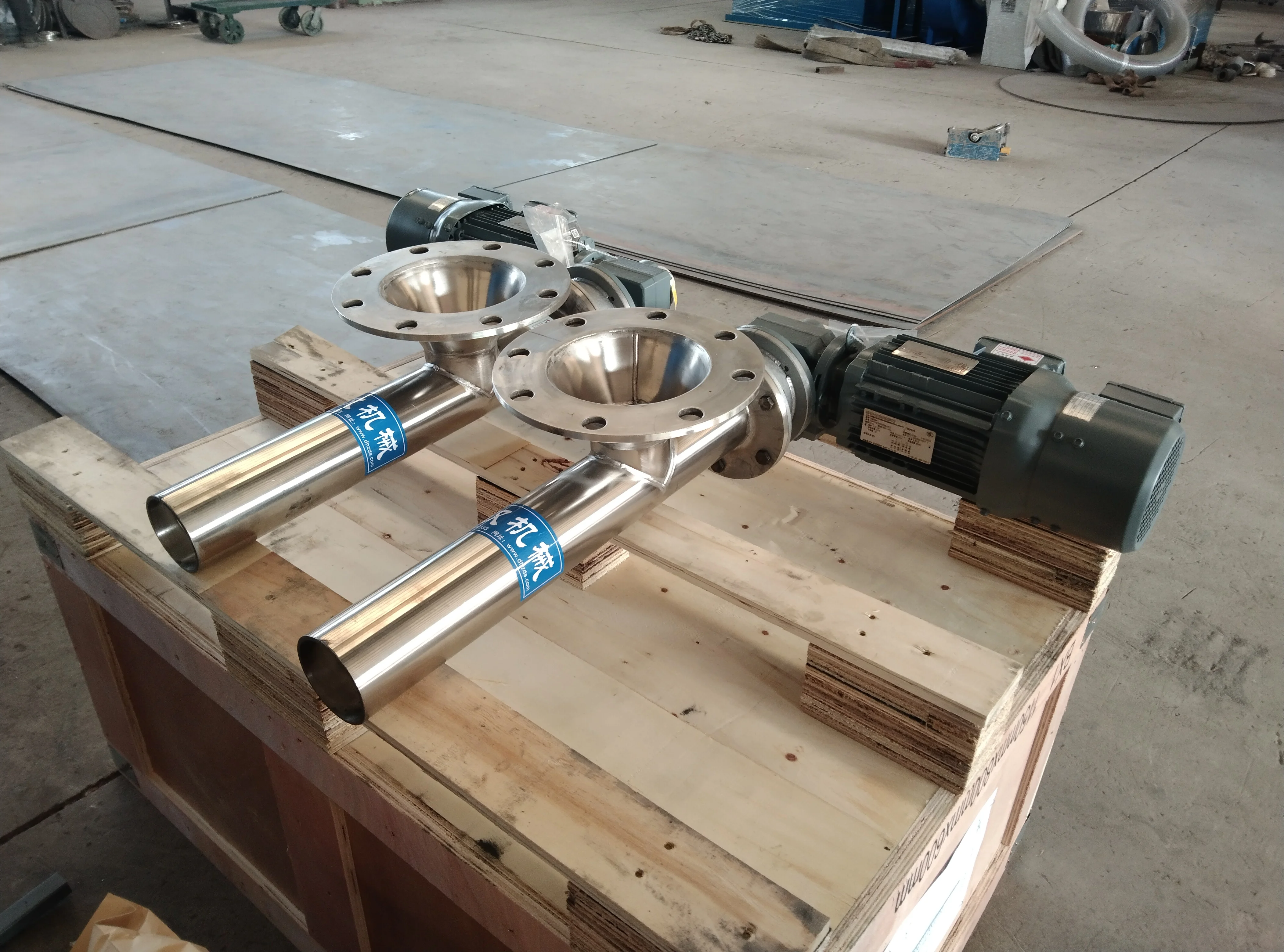 Suitable for Small Customized That Can Convey Liquid Powder Connection Points Screw Conveyors
