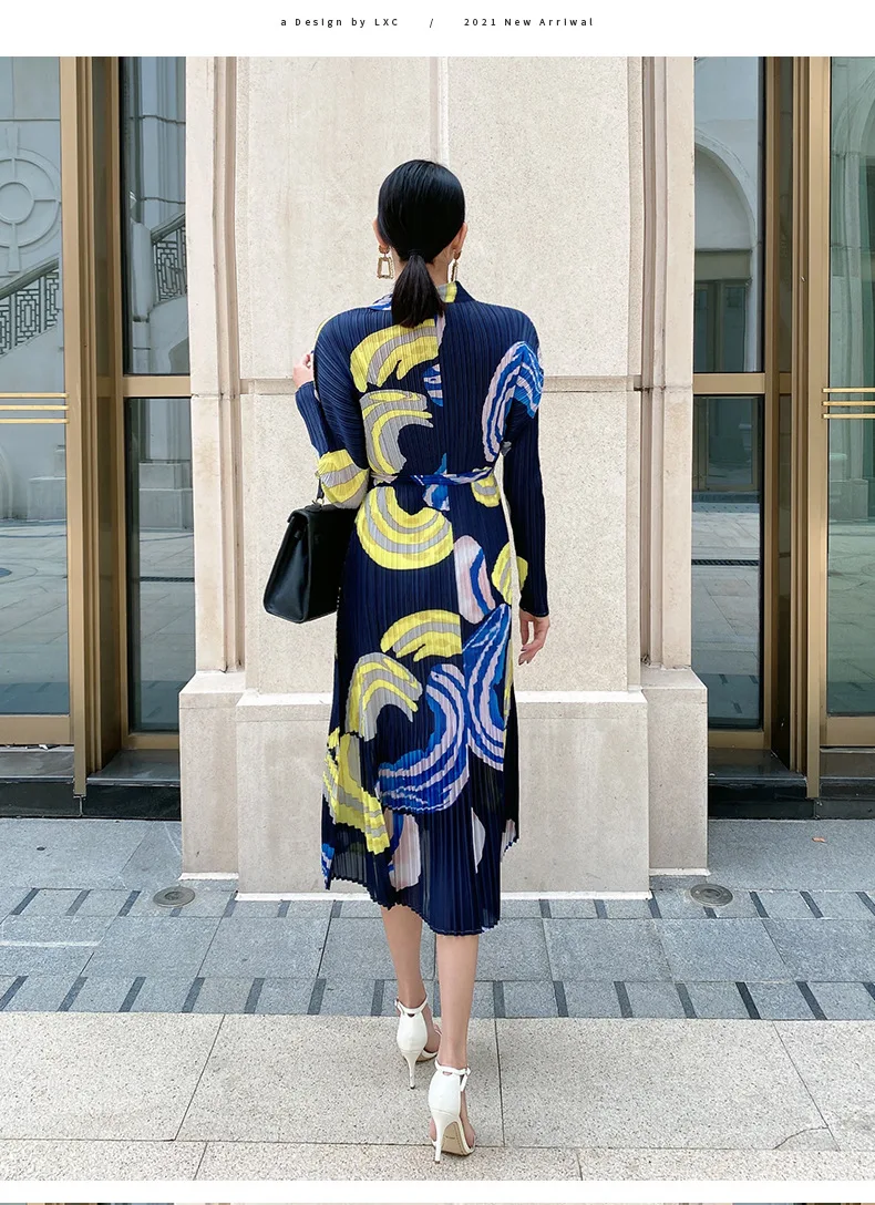 HOT SELLING Miyake Fashion fold turndown collar long sleeve print  lapel dress IN STOCK