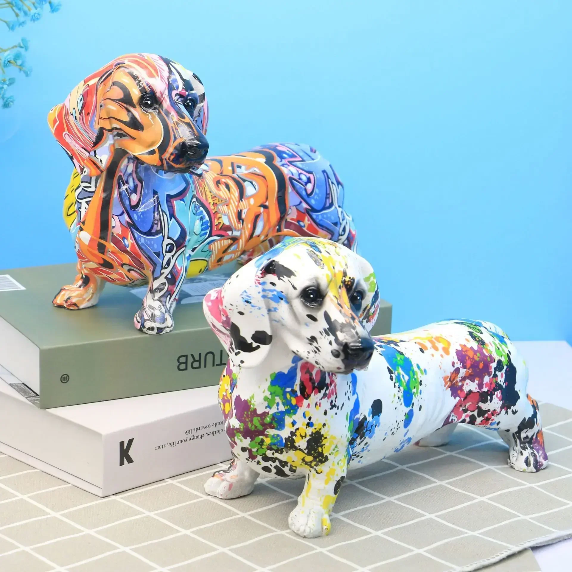 Creative Art Simplicity Colorful  Dachshund Ornaments Home Entrance Wine Cabinet Decoration Office Desktop Resin Crafts